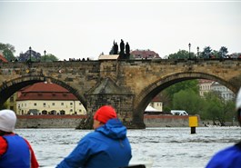 Paseo en kayak por el centro de Praga