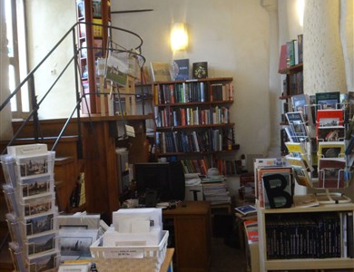 Librería de la Torre Judith del Puente Carlos