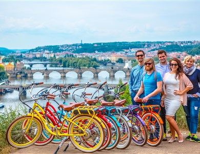 Paseo por la Praga desconocida en bici eléctrica