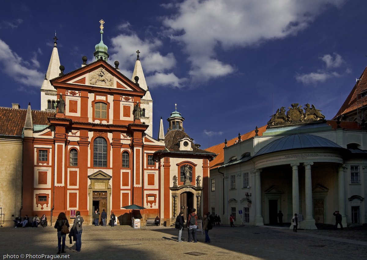 14 Saint Georges Basilica Prague