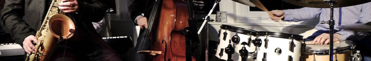 10 Jazz boat Prague