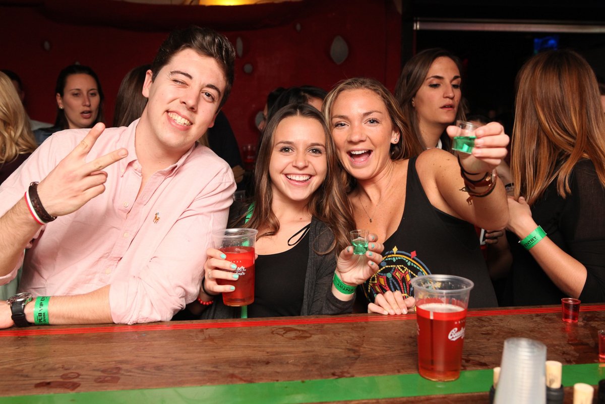 4 pub crawl prague czech republic czechia