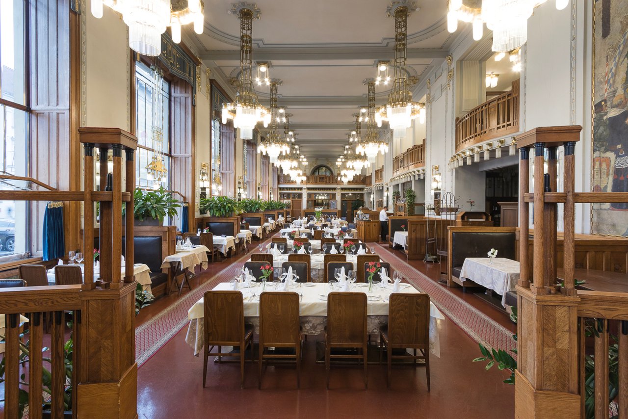 01 Restaurace Obecn  d m