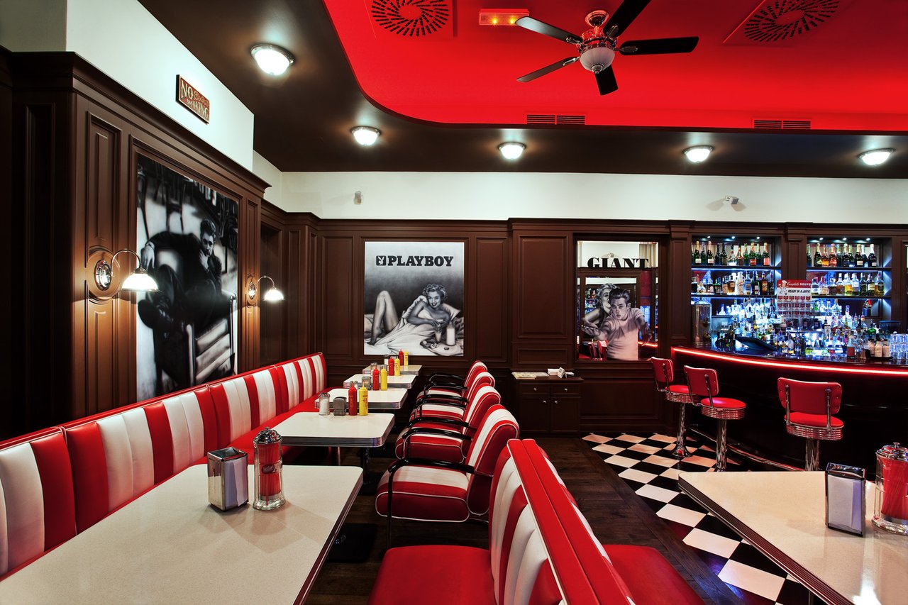 3 James Dean Prague