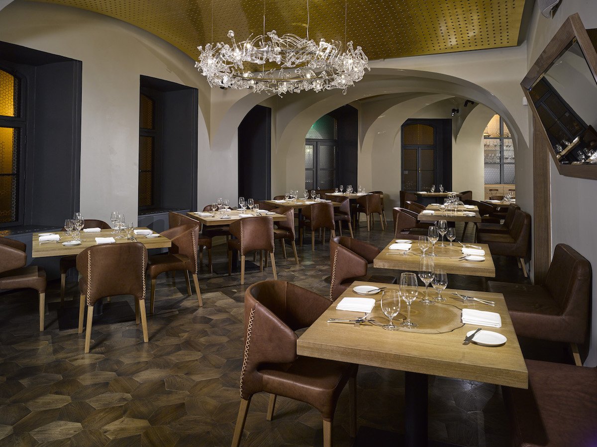4 La Degustation Boheme Bourgeoise Prague